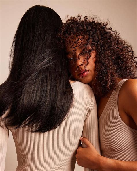 The Best Anti-Humidity Hairspray for Sleek Styles in Steamy Weather | Vogue