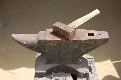 What Is The Hammer And Anvil Tactic at Kari Gonzales blog