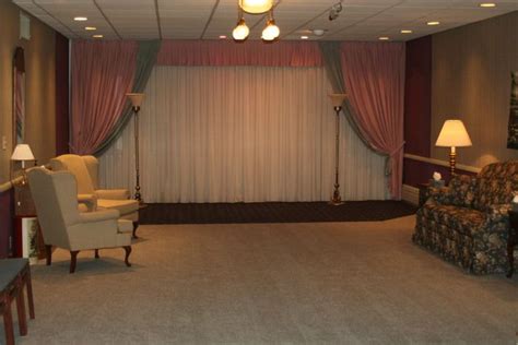 Tour Our Facilities | Traunero Funeral Home and Crematory