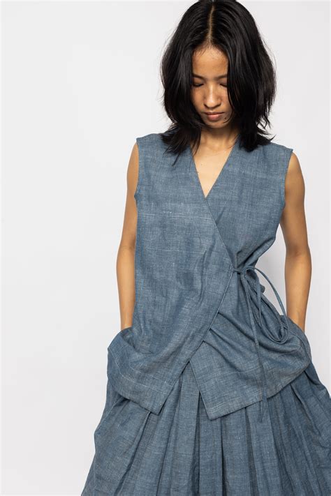 Wave Denim Wrap Top – plains
