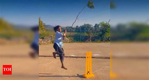 ‘Shades of Zaheer Khan’: Sachin praises Dhariyawad’s Sushila for her ...