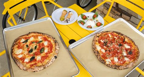 Local Pizza Place Community 的图像结果