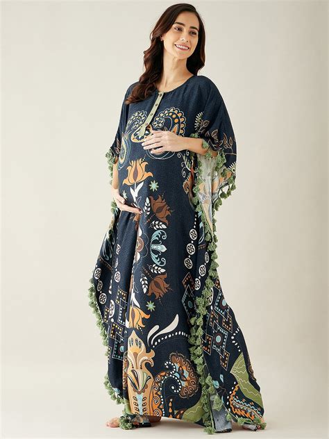 Ace your maternity fashion like a star in these Kaftans