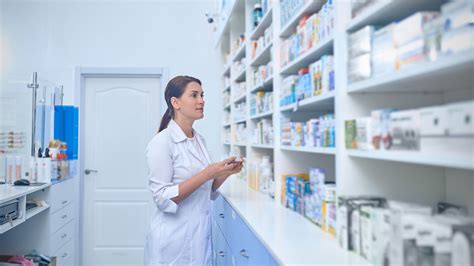 Pharmacy Technician Pathway: 6 Ways To Secure Your Dream Job