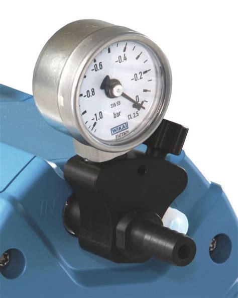 Chemistry vacuum regulator valve unit,manually controlled, with analog ...