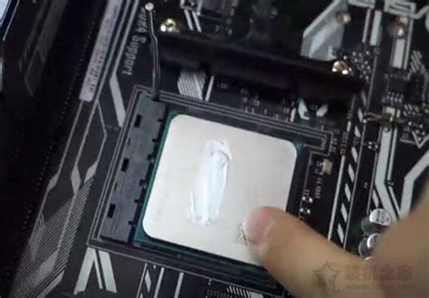 组装电脑如何安装CPU处理器 - 泪雪网