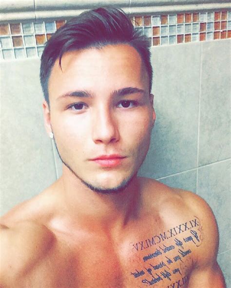 9 gym fitness