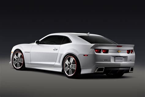 Summit White Chevrolet Camaro Chroma
