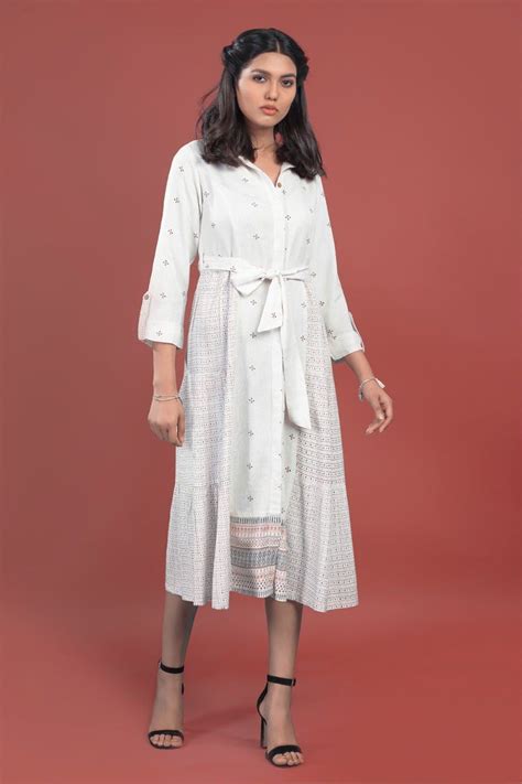 Get Tie-Up Belt Motif Print Dress at ₹ 1799 | LBB Shop