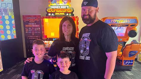 Missing dad David Maynard's tragic final posts days before he & entire ...