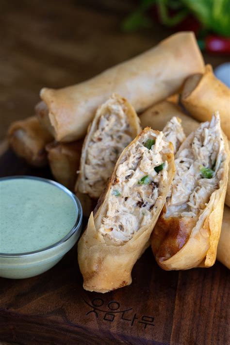 Cheesy Jalapeno Chicken Rolls - Stellanspice | Recipe | Jalapeno ...