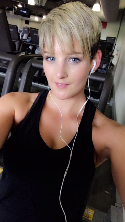 Hannah Brooks Nude Pictures Media Tweets By ️ ️ @25 Twitter Seduction