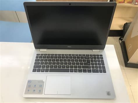 Dell Inspiron 15 5593 Review: A Hard Sale - MobyGeek.com