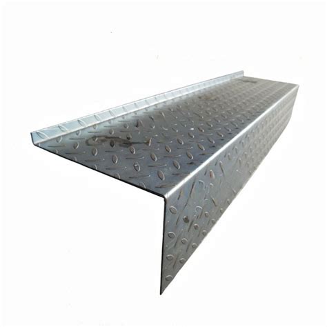Decorative Stainless Steel Stair Tread Stair Nosing Aluminum Checkered ...
