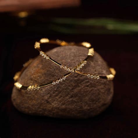 Bangles for Women | Trendy Bangles Set | Shop Now