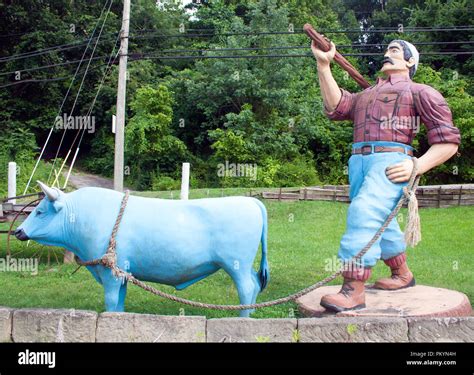 Paul bunyan and babe hi-res stock photography and images - Alamy