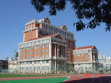 天津有所大名鼎鼎的国际学校，就坐落在武清的……_英华