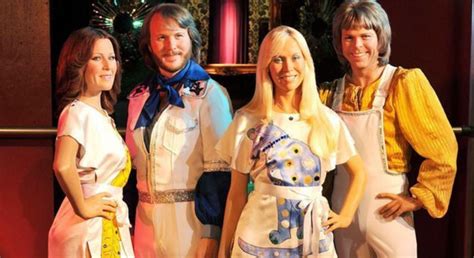 Indian Audio Icons – Philips GA 242 Turntable | The Revolver Club | The ...