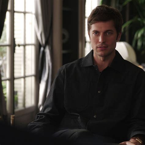 Emily in Paris' Lucien Laviscount reacts to Lucas Bravo's scathing comments about Netflix show ...