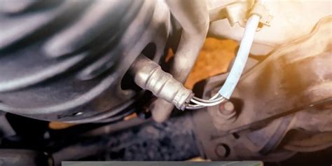 2016 F150 V6 Upstream O2 Sensor Removal 的图像结果