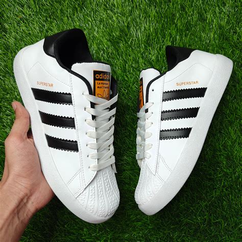 Adidas – M/S Foot Steps