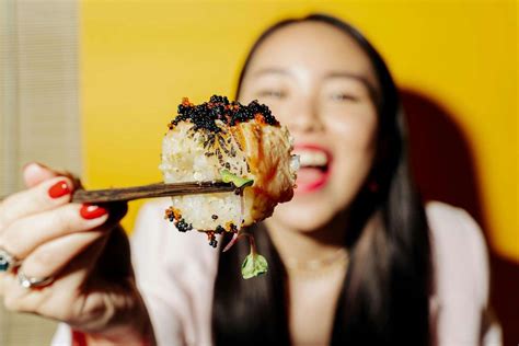 Can I Eat Sushi While Breastfeeding? Nursing Moms Should Know