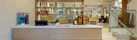 Top Salons | Looks Salon – Pan India, Dubai | Book Appointment