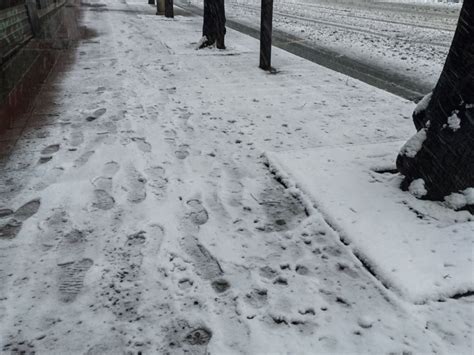 Novosti.rs | Galerija | SNEG PARALISAO SRBIJU: Haos u prestonici ...