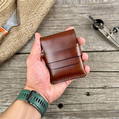 Slim Leather Wallet - Minimalist Card Holder | Kinnoti