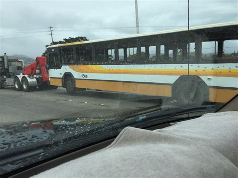 Bullet-Riddled Bus 的图像结果