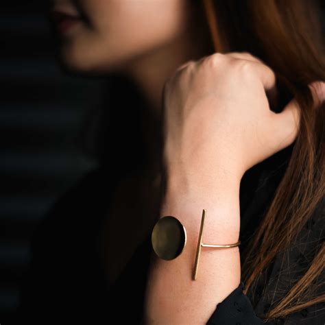 Vintage Edge Brass Cuff Bracelet for Women | Gold Tone Statement Open ...