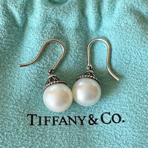 LOT 004 – PAIR OF TIFFANY & CO. STERLING PEARL DROP PIERCED EARRINGS ...