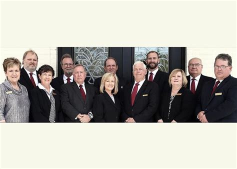 Colonial Chapel Funeral Home : Laurel, Mississippi