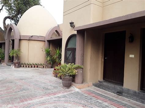 LA TASKA MOTEL (Bahawalpur) - Motel Reviews, Photos, Rate Comparison ...
