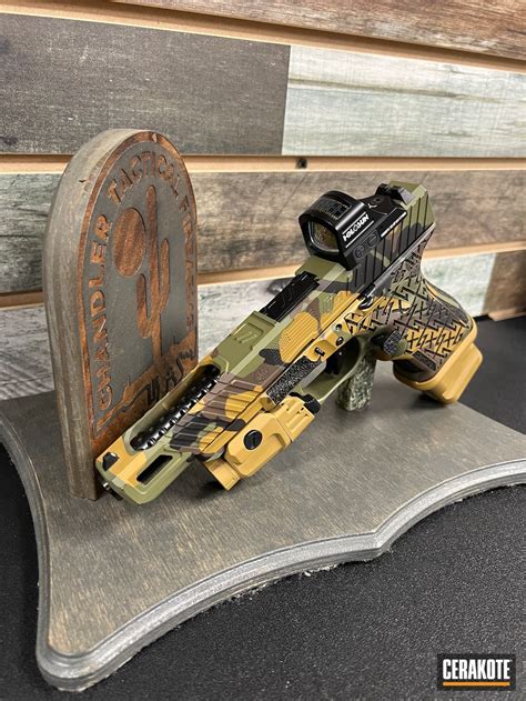 Glock 19 XXL done in H-189, H-258 and H-8000 | Cerakote