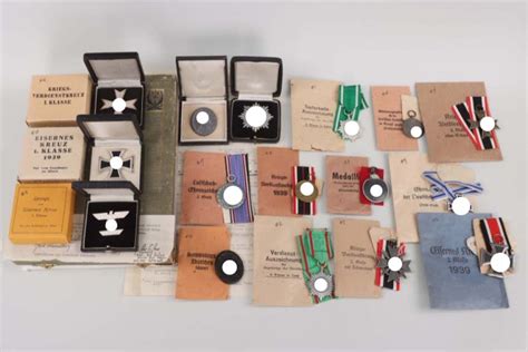 ratisbon's | An excellent medal lot with bags and cases of issue - war ...