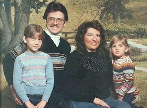 3 Guys 1 Hammer Victim