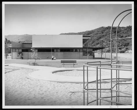 Eagle Rock Park Clubhouse - Neutra Institute for Survival Through Design