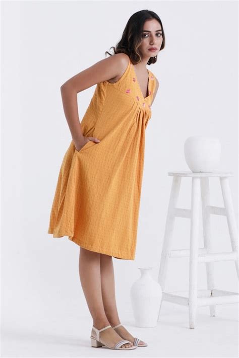 Bebaak Amara Lily Pure Cotton Hand Embroidered Dress – Okhaistore