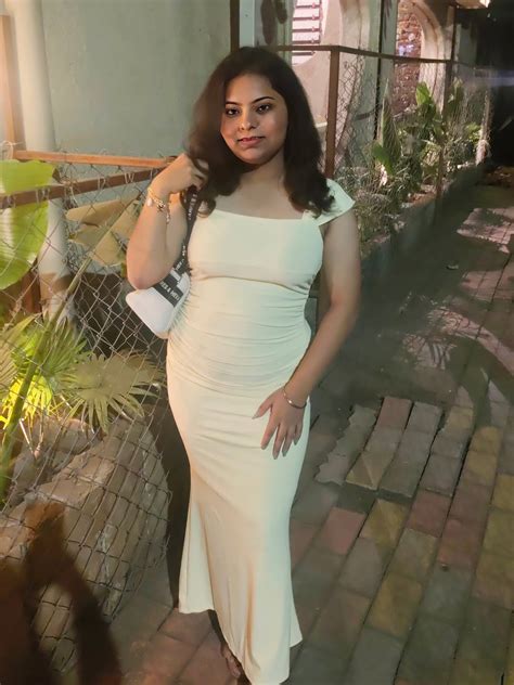Square Neck Cap Sleeve Bodycon Midi Dress - Littlebox India