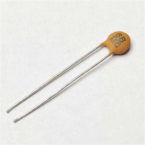 68pF Ceramic Capacitor (Pack of 5) – QuartzComponents