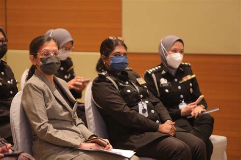 Briefing and Sharing Session with Immigration Unit at MIDA on ...