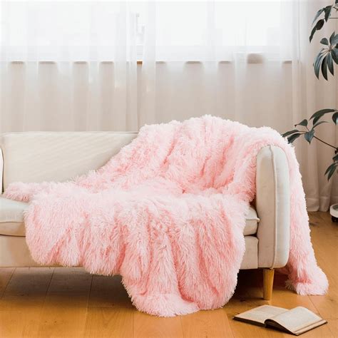 Amazon.com: Pink Faux Fur Throw Blanket, Pink 50" x 60" Fluffy Blanket ...