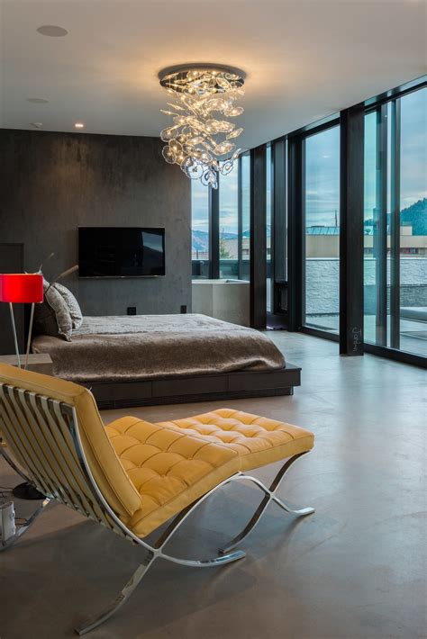 Photo 20 of 63 in Idaho Penthouse by Scott Jordan - Dwell