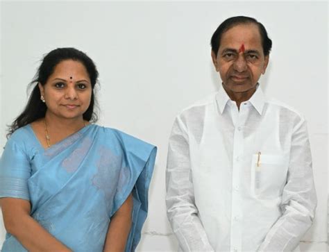 भाई-बहन की लड़ाई में पिता का 'पुत्र मोह', दक्षिण के KCR परिवार में कलह ...