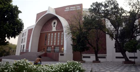 Out Of Reach: Ravindra Bhavans new rent shocks Bhopal artists