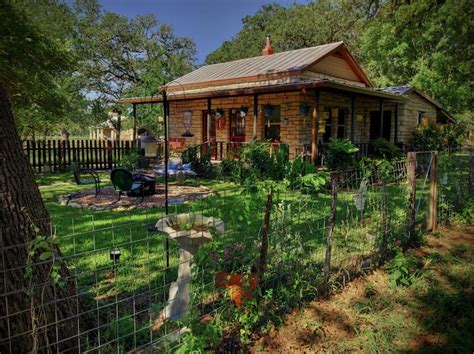 Fredericksburg, TX Vacation Rentals (5 out of 5) - Airbnb