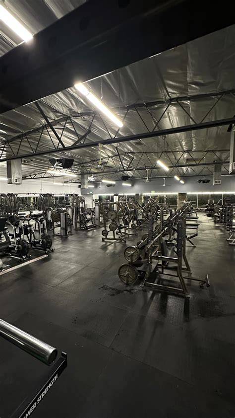 Gold's Gym SoCal (@goldsgymsocal) • Instagram photos and videos