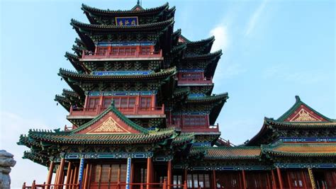 南京旅游必去十大景点推荐，求南京旅游景点排名前十，有哪些值得去