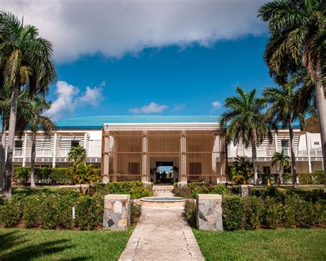 Secluded Paradise at the Secrets St. Martin Resort - A Hotel Review ...